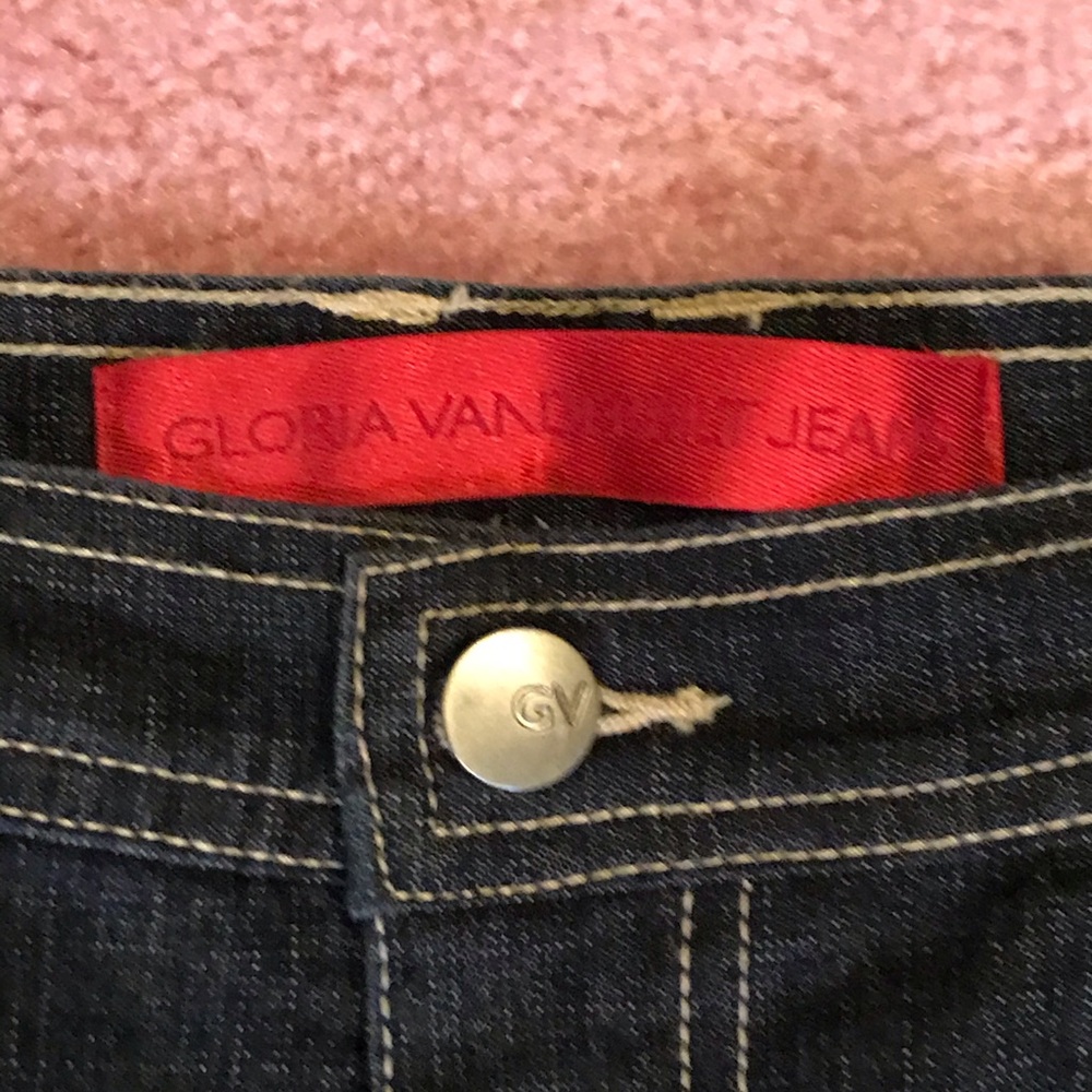 Gloria Vanderbilt  Jeans! - Picture 2 of 10
